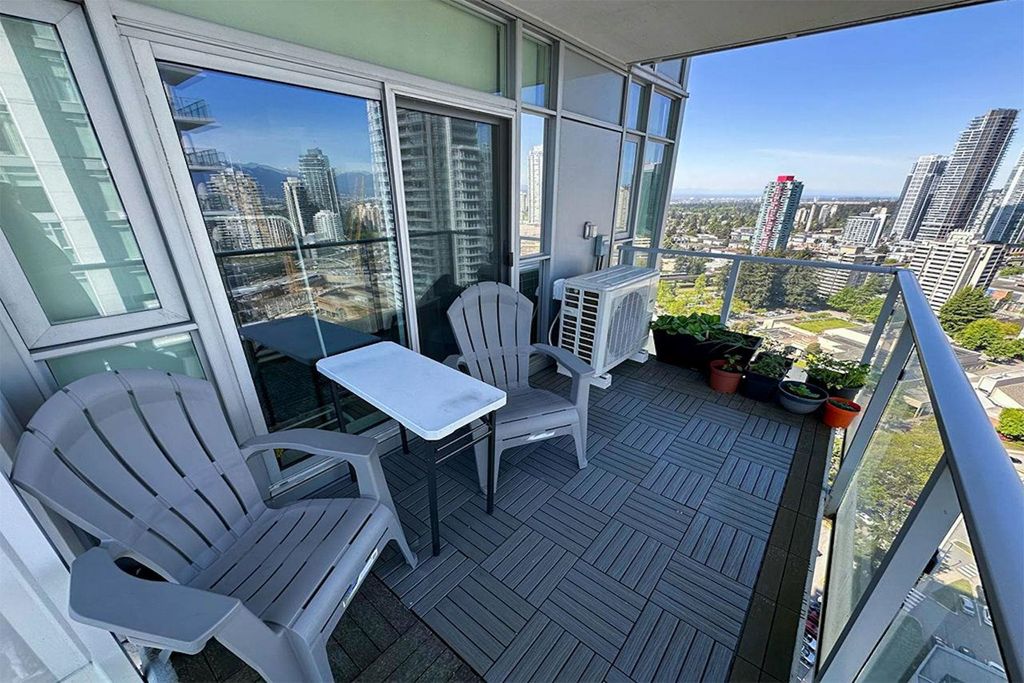 listing image 1100237386902788340