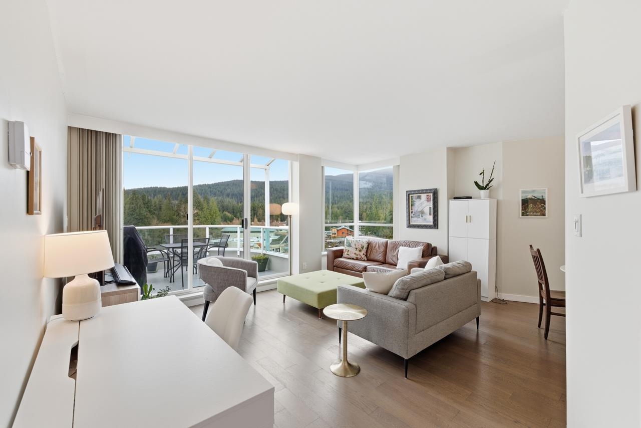 995 Roche Point Drive 1004