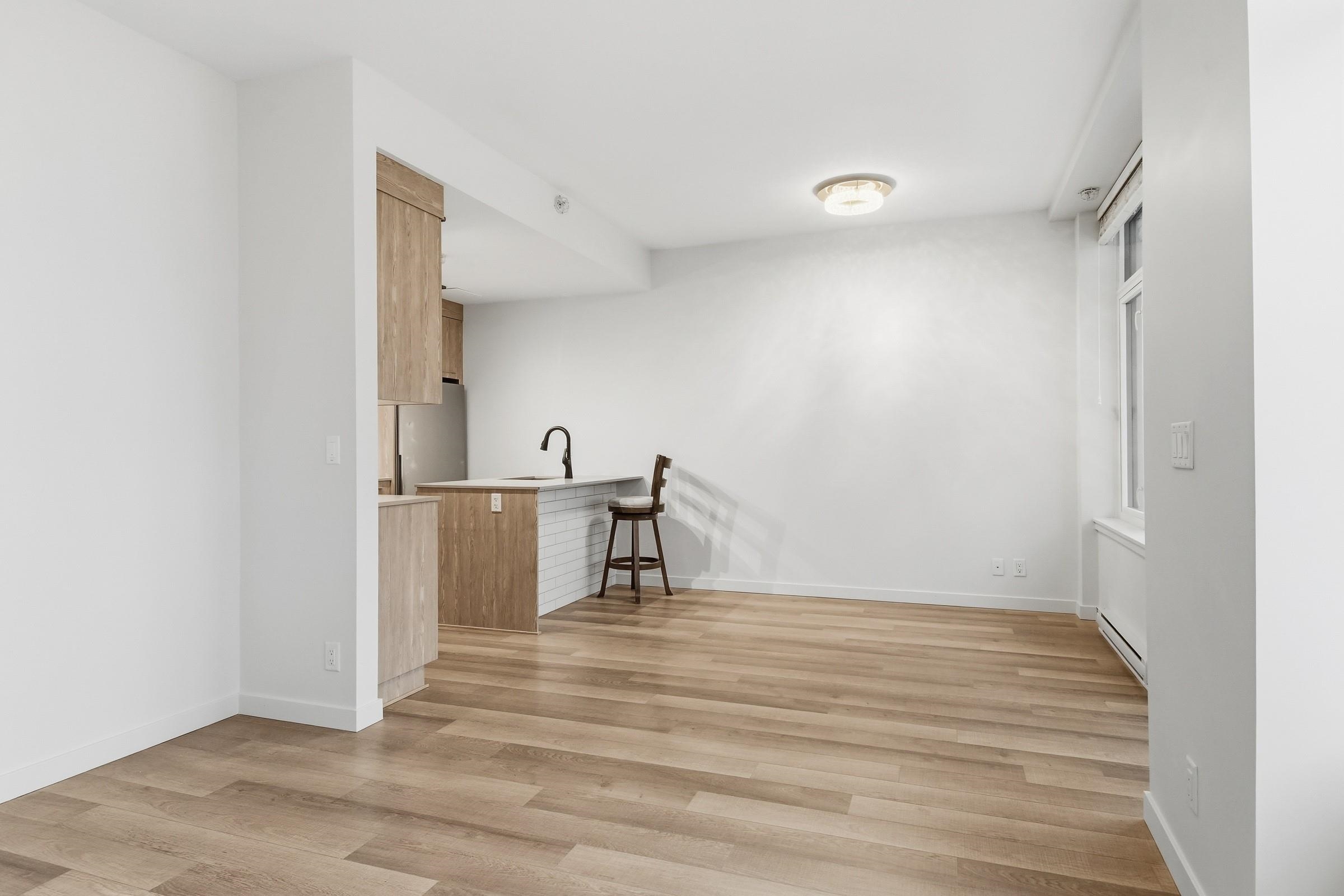 1020 Auckland Street