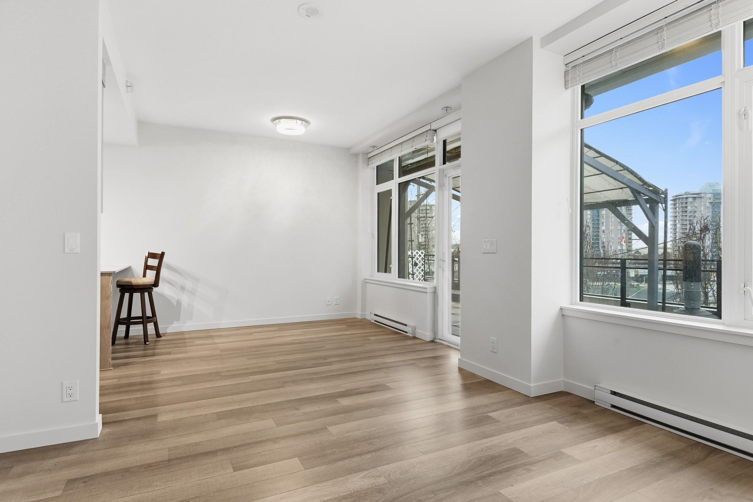 1020 Auckland Street