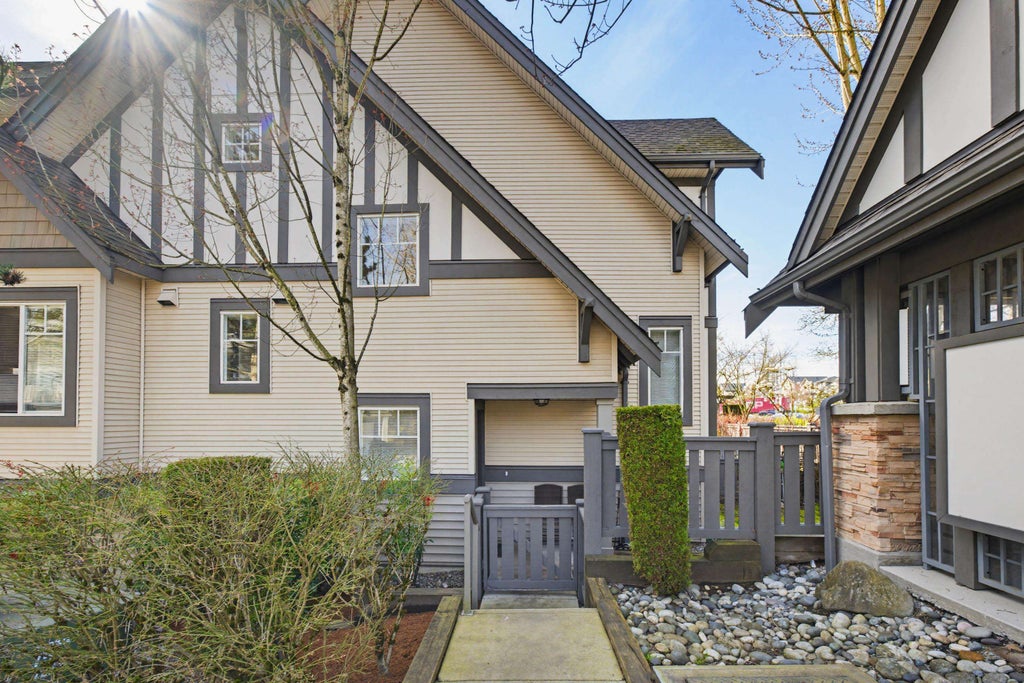 Photo of 20038 70 Avenue #1, Langley, BC V2Y 0B4 (MLS # R3140006)