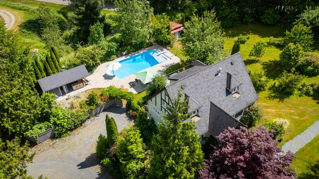 Photo of 8561 Bradner Road, Abbotsford, BC V4X 2H5 (MLS # R3133437)
