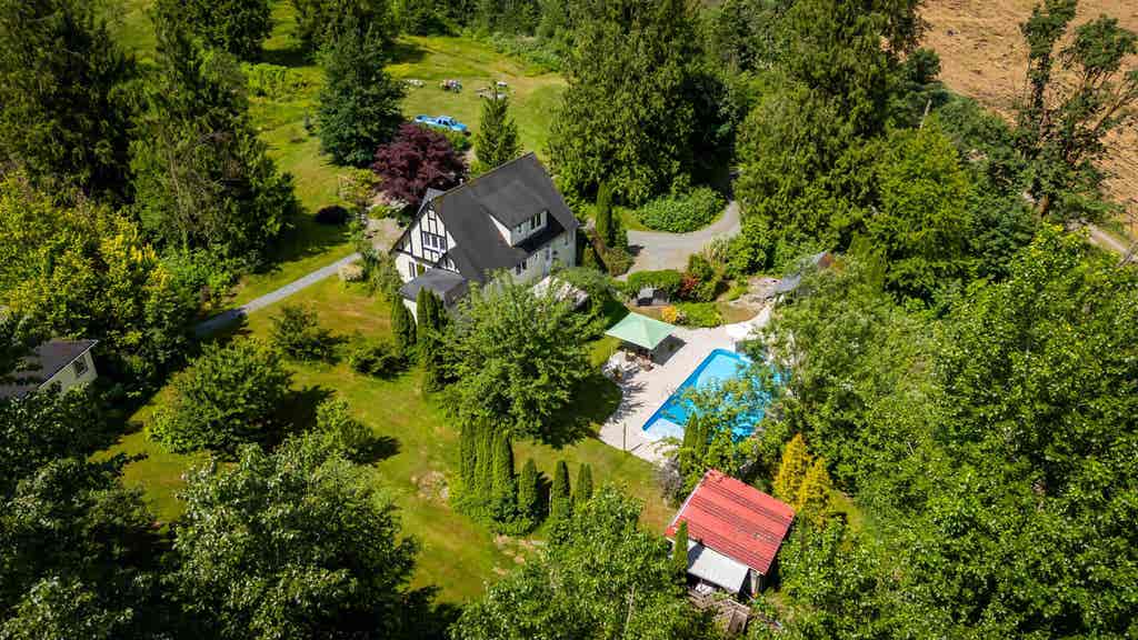 Photo of 8561 Bradner Road, Abbotsford, BC V4X 2H5 (MLS # R3133437)