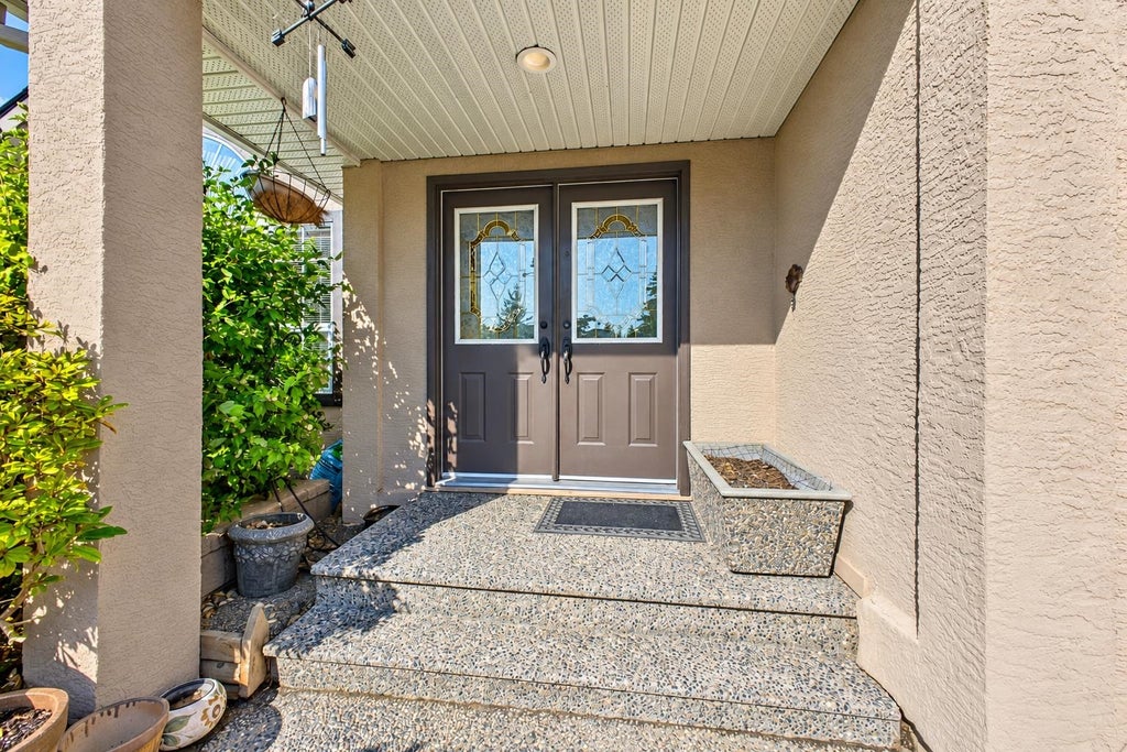 Photo of 13655 58 Avenue, Surrey, BC V3X 3H9 (MLS # R3171881)