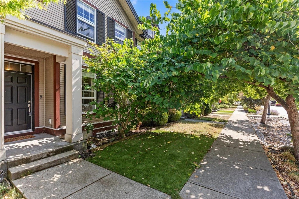 Photo of 6944 208a Street, Langley, BC V2Y 0G1 (MLS # R3165727)