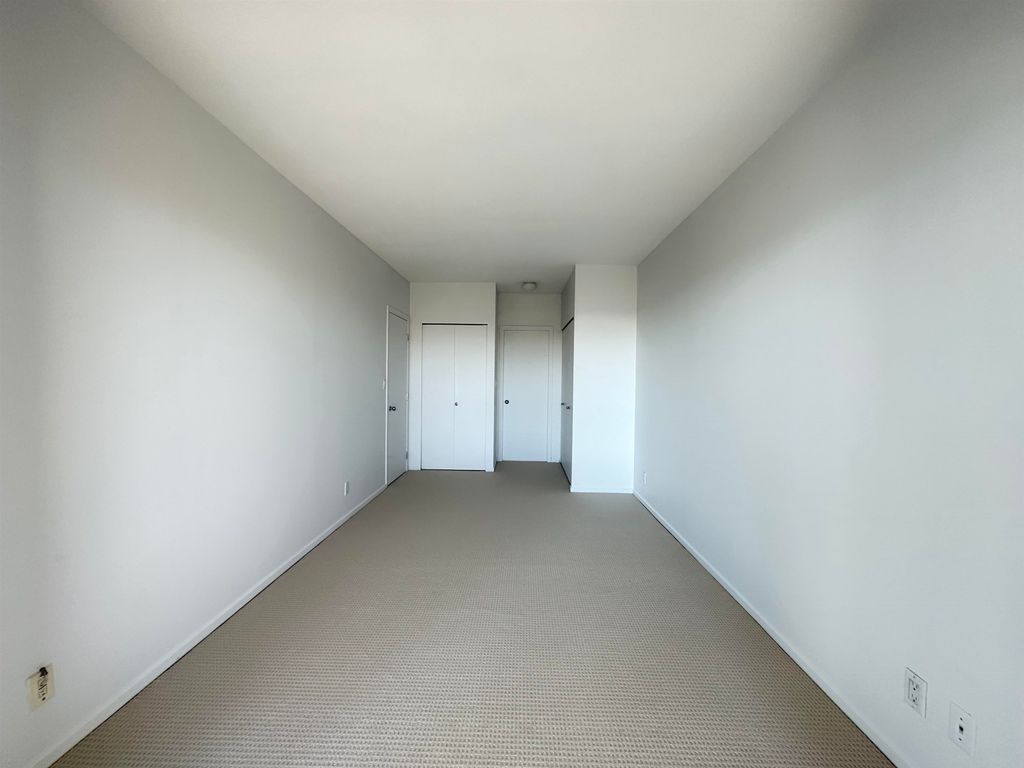 listing image 1109134671261564881