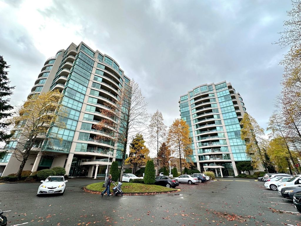 listing image 1106901946786346934