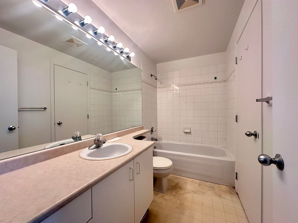 listing image 1101398412030118434