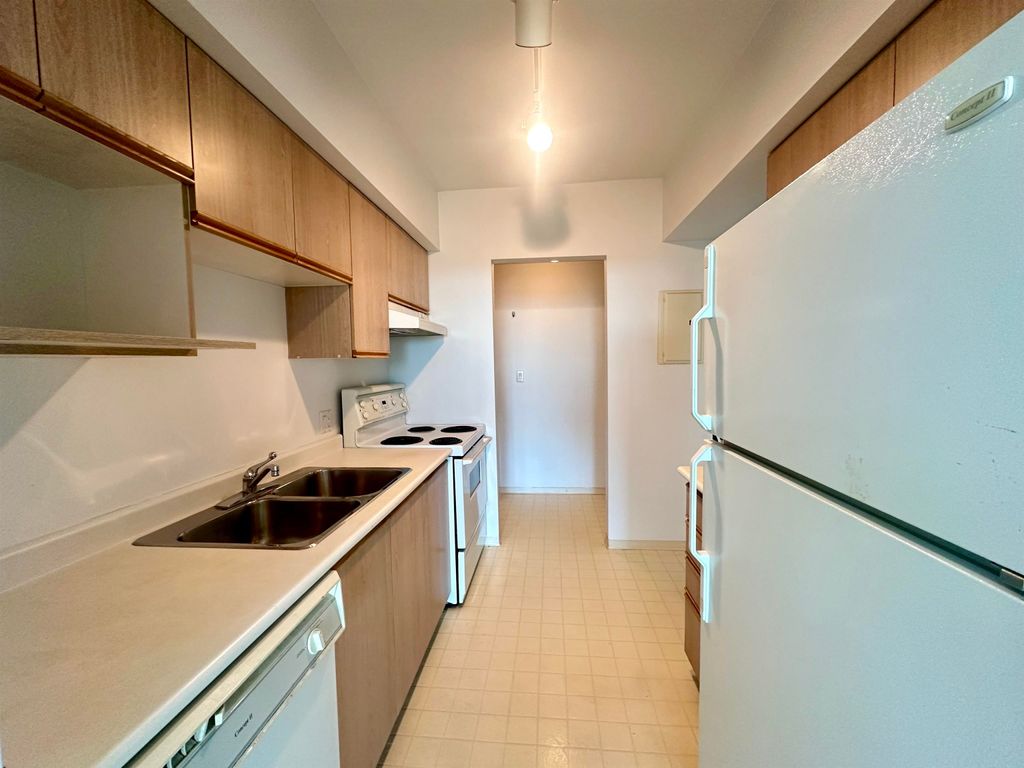 listing image 1105769322063807966