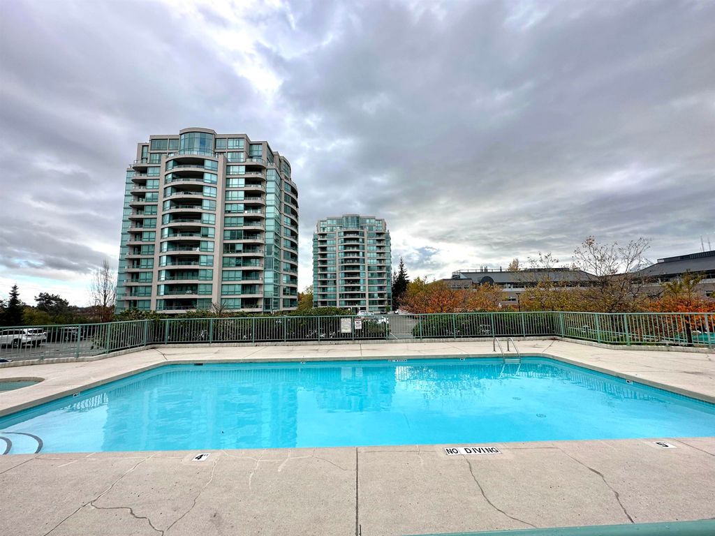 listing image 1104244047746275932