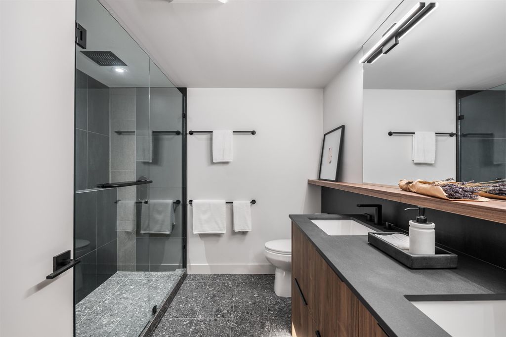 listing image 1106192706684566251