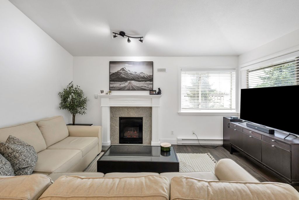 Photo of 33675 Marshall Road #308, Abbotsford, BC V2S 1L4 (MLS # R3126444)