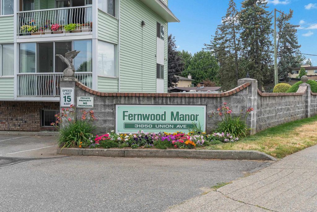 Photo of 31850 Union Avenue #217, Abbotsford, BC V2T 4V2 (MLS # R3111927)