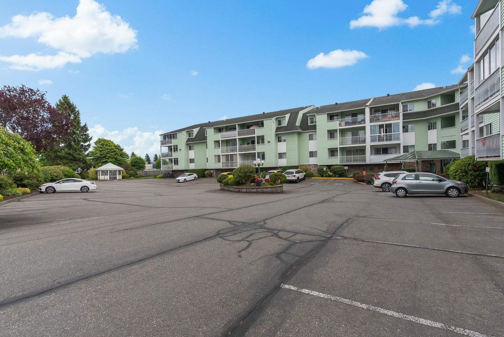 Photo of 31850 Union Avenue #217, Abbotsford, BC V2T 4V2 (MLS # R3111927)