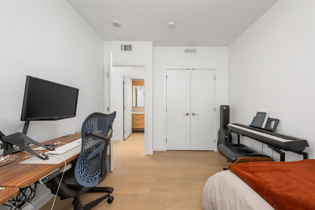 listing image 1106800836876202280