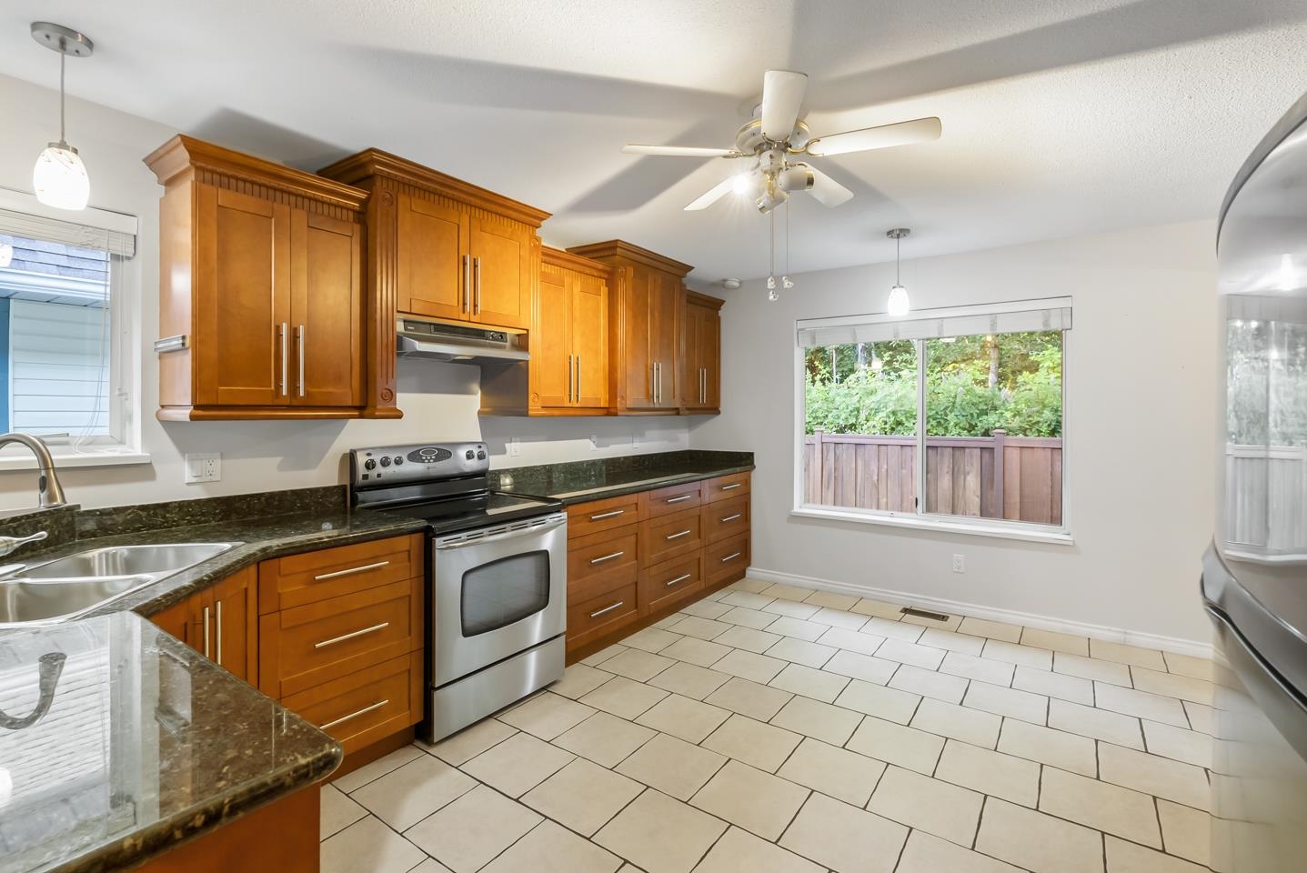 10172 141 Street 115