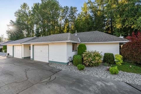 10172 141 Street 115 Surrey BC V3T 4P6