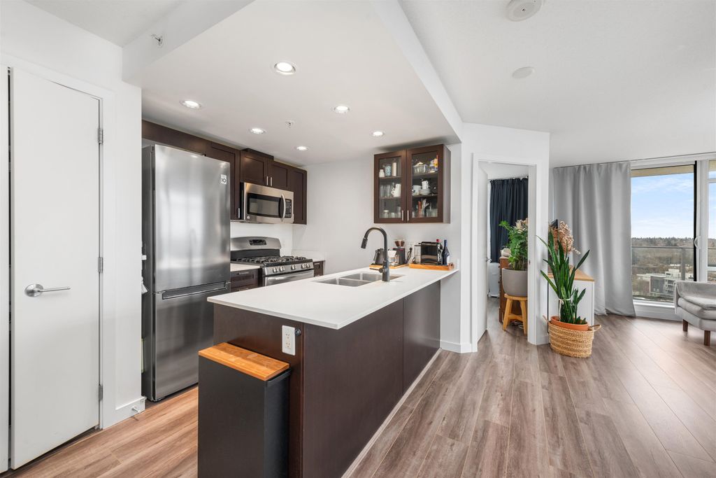 listing image 1107032283525129348
