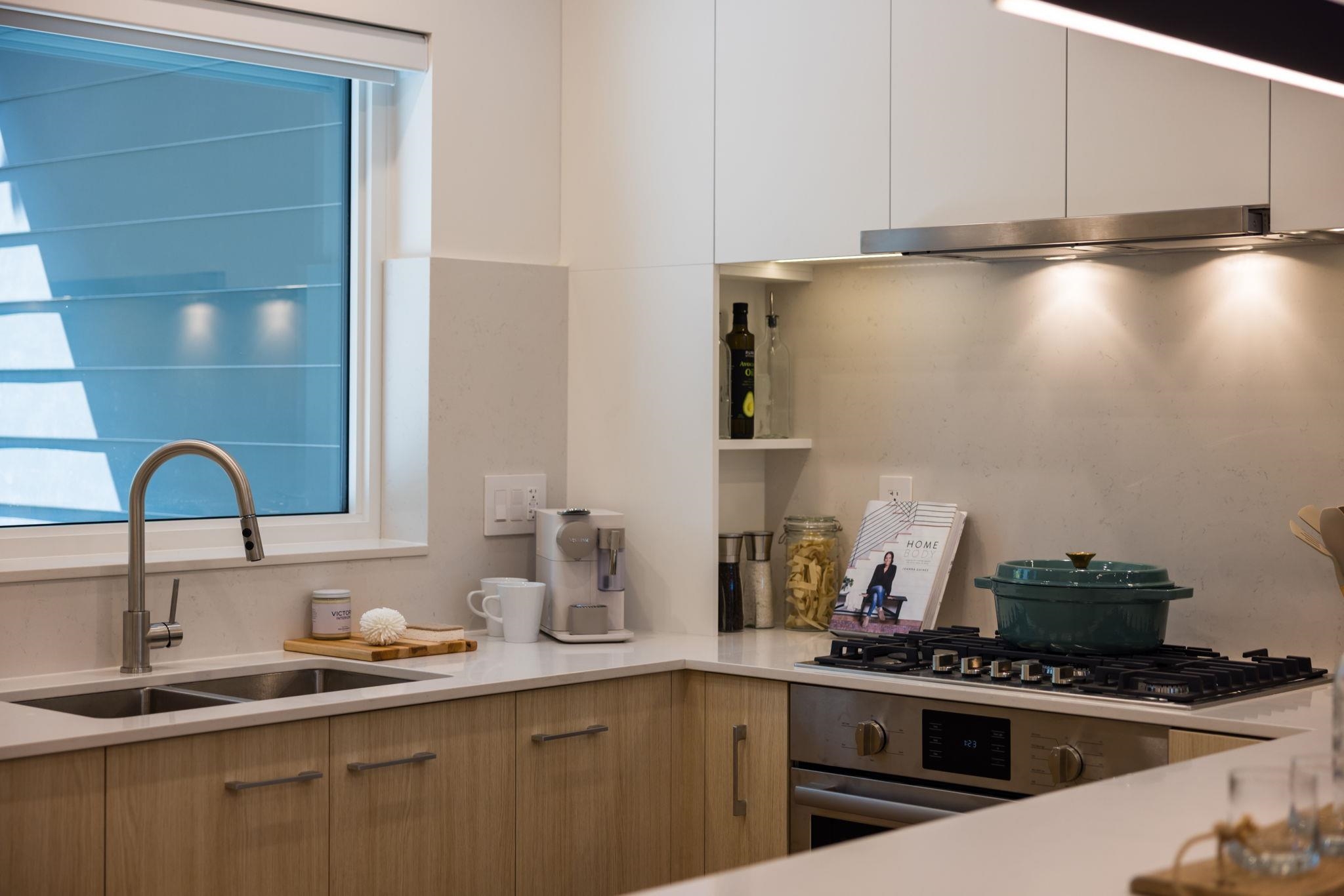 342 Mountain Highway 102