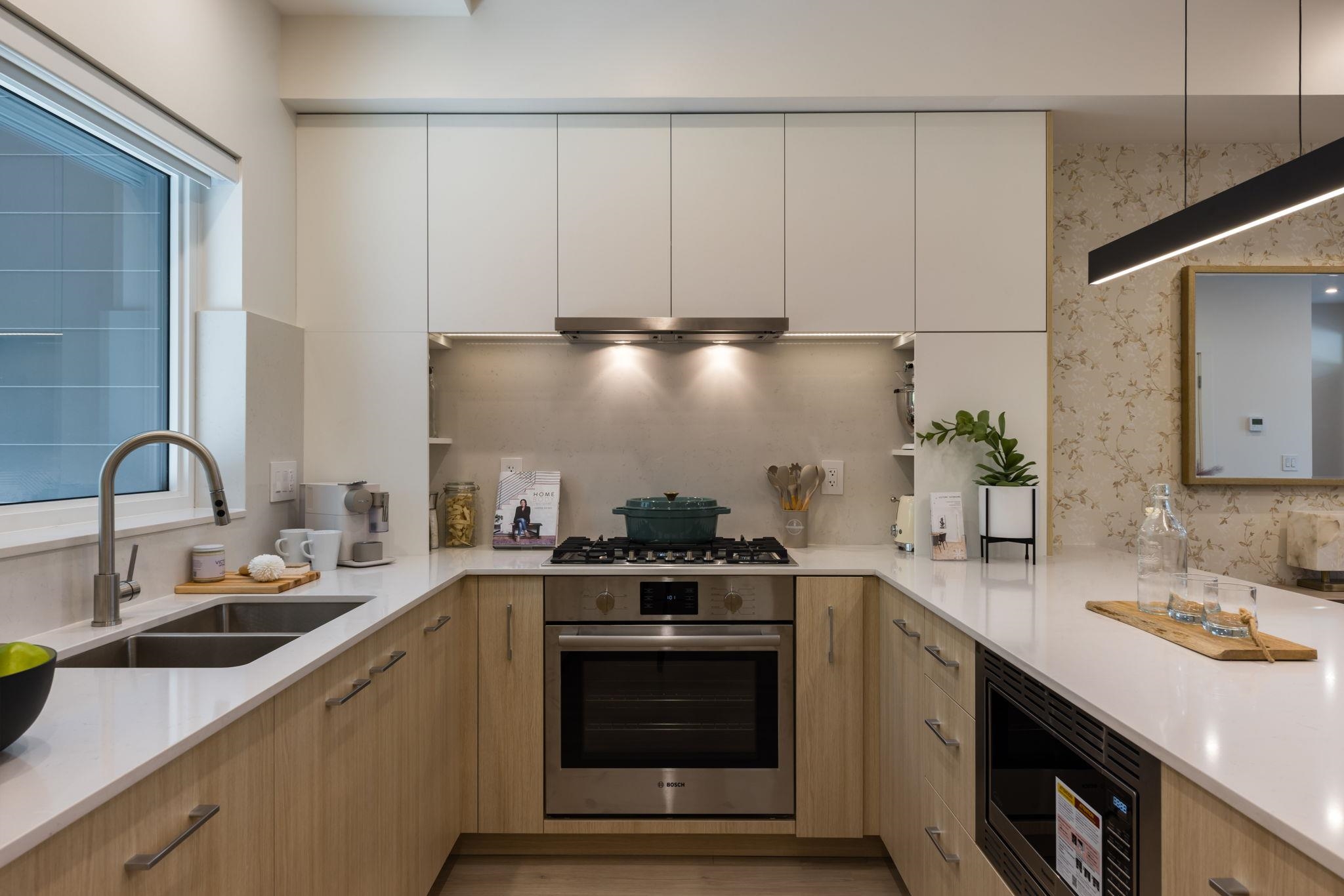 342 Mountain Highway 102