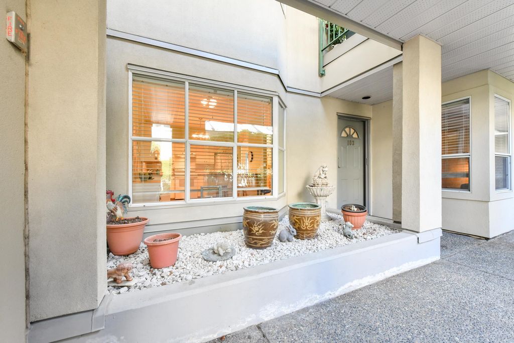Photo of 20680 56 Avenue #103, Langley, BC V3A 3Z1 (MLS # R3149799)