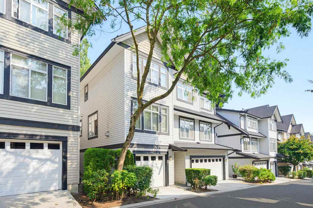 Photo of 19932 70 Avenue #92, Langley, BC V2Y 3C6 (MLS # R3156034)