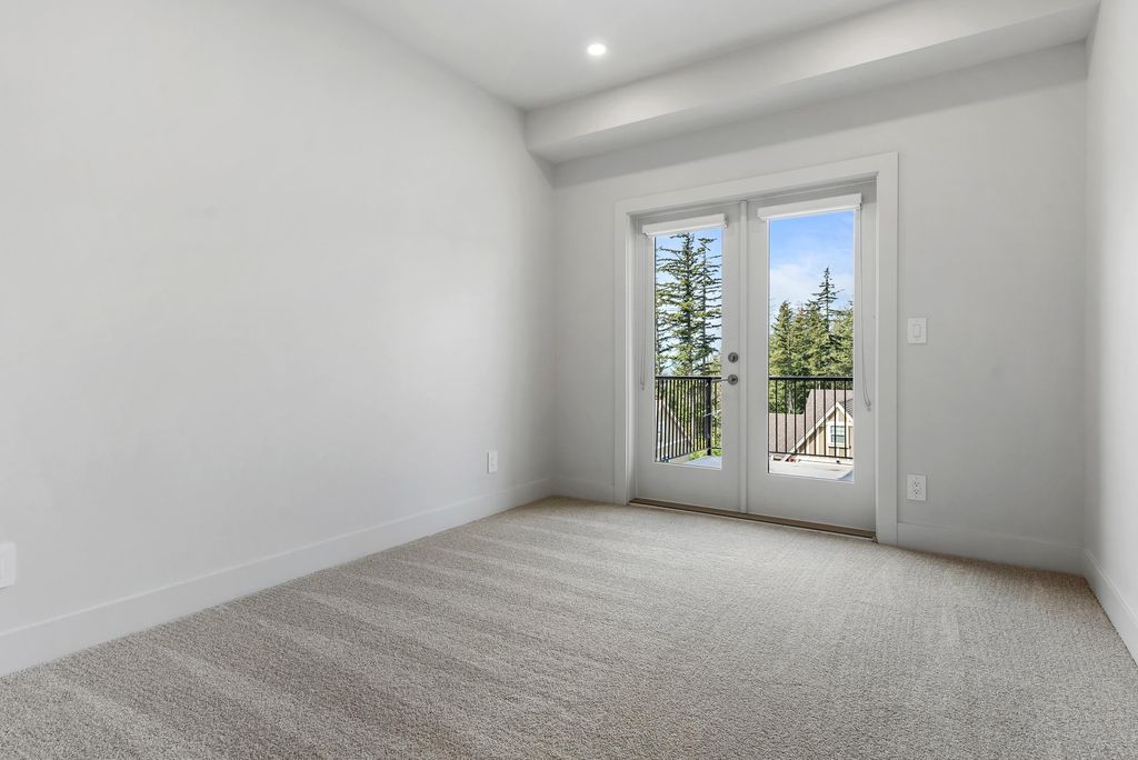 listing image 1107898956040722497