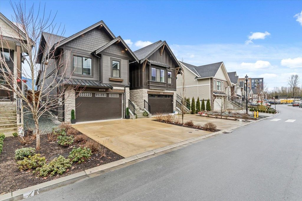 Photo of 45378 Willowstream Road, Chilliwack, BC V2R 0B9 (MLS # R3097651)