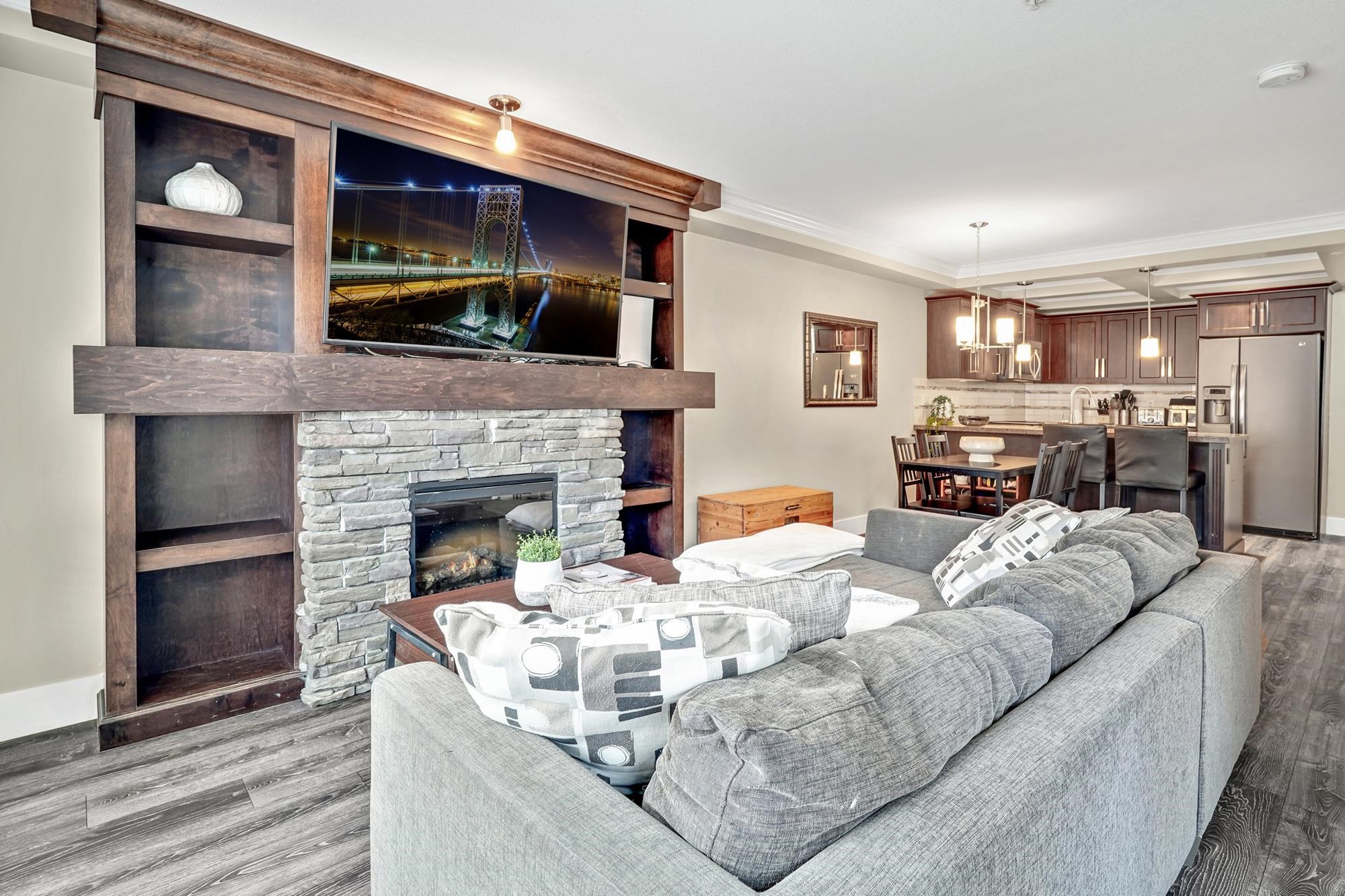 2175 Fraser Avenue 204