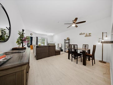 10128 132 Street 114 Surrey BC V3T 3T5