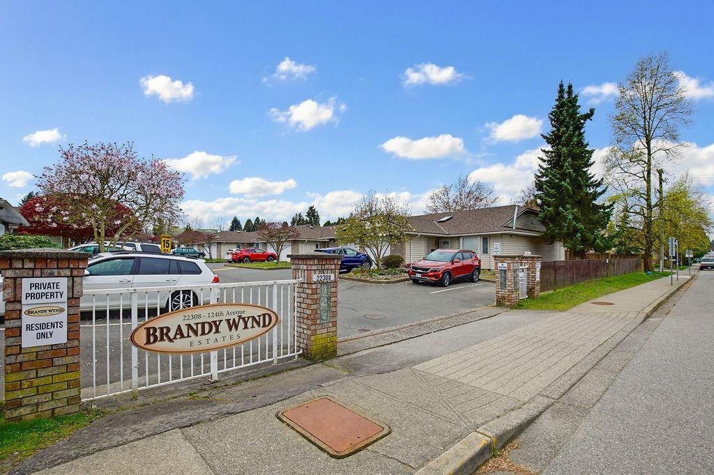 22308 124 Avenue 15