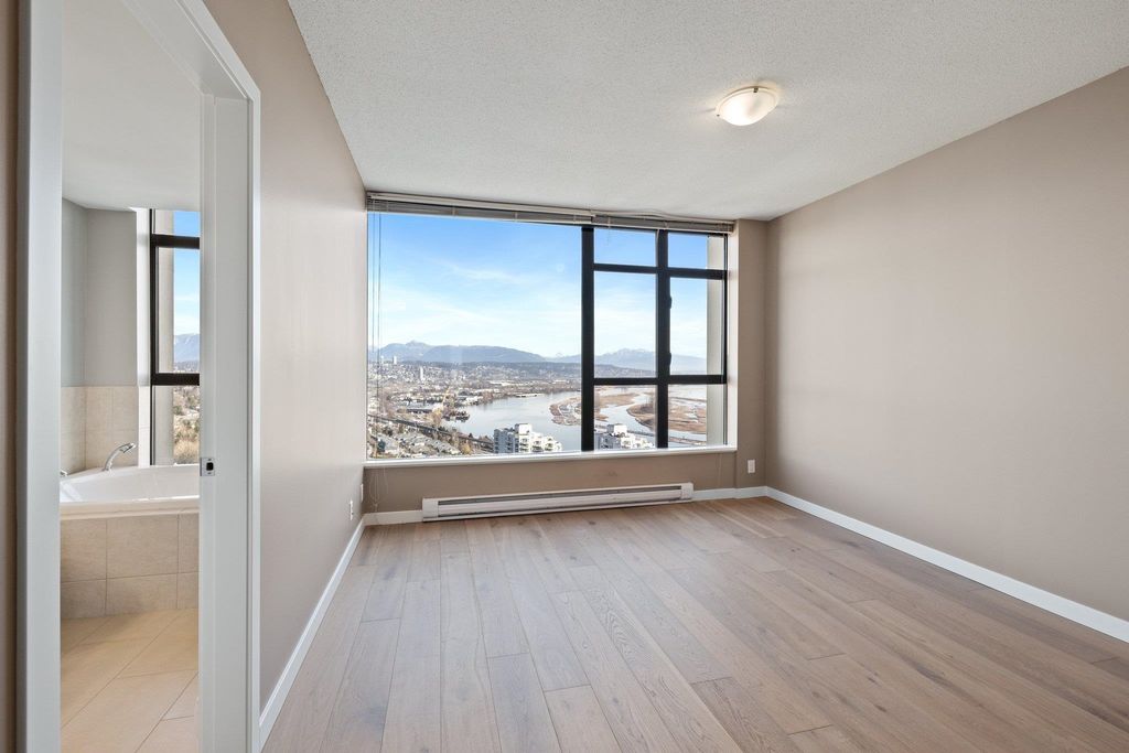 listing image 1105647056062195041