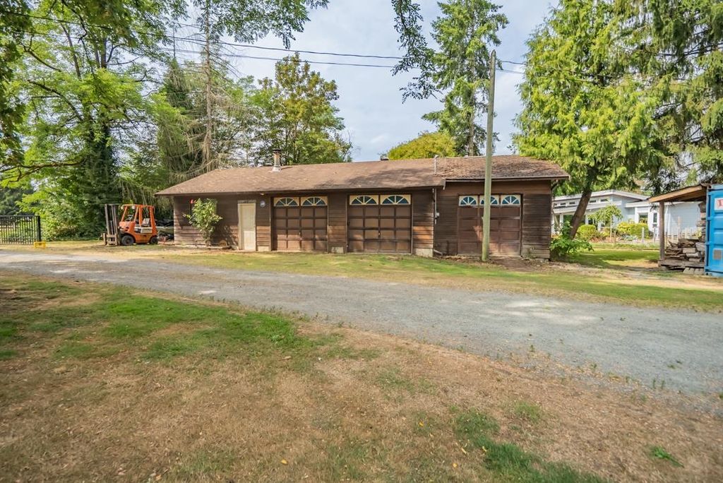 Photo of 26559 58 Avenue, Langley, BC V4W 1V6 (MLS # R3056740)