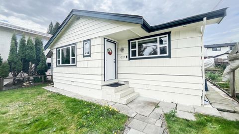 931 Sperling Avenue Burnaby BC V5B 4H7