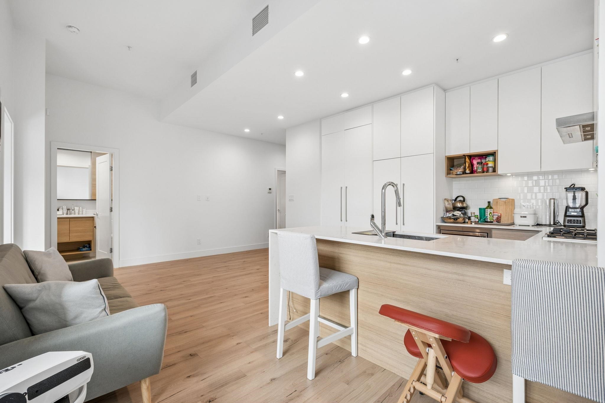 3131 Murray Street 626