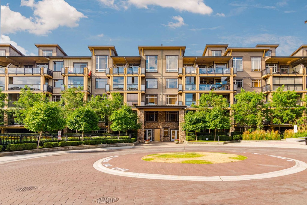 Photo of 8258 207a Street #371, Langley, BC V2Y 0N4 (MLS # R3172084)