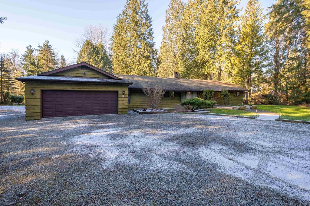 Photo of 12795 Fern Crescent, Maple Ridge, BC V4R 2R7 (MLS # R3172676)
