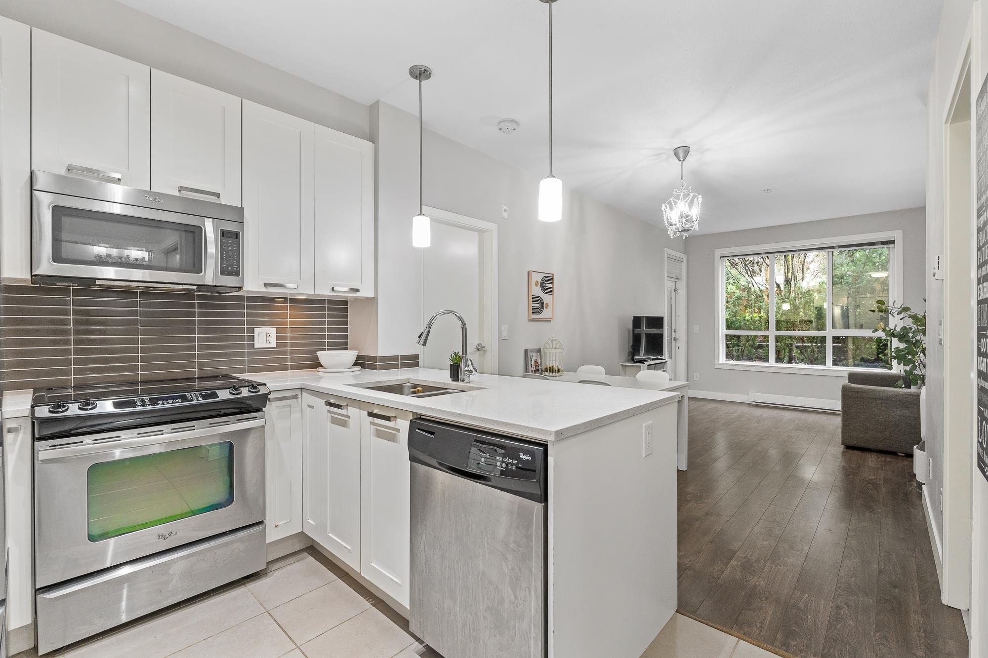 10455 154 Street 103