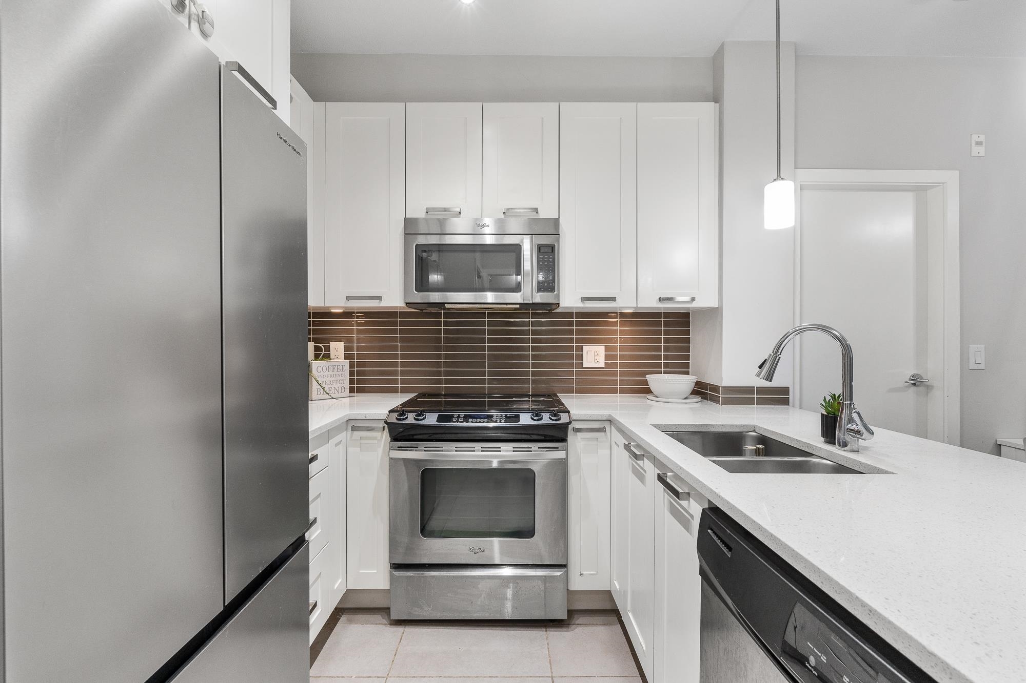 10455 154 Street 103