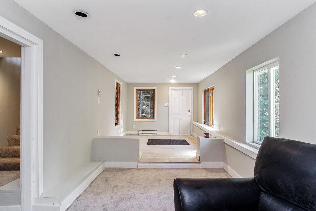 listing image 1100685351067358451