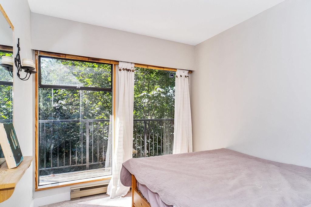 listing image 1105605511150569056