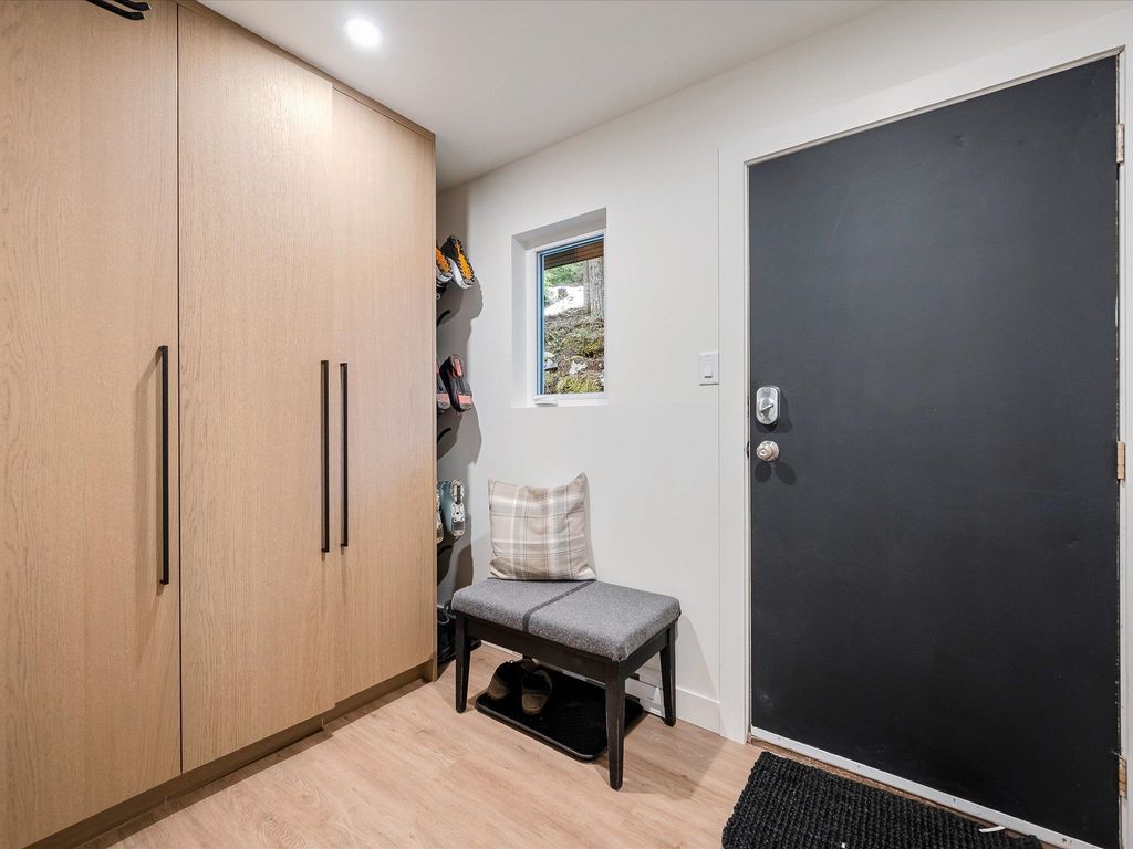 listing image 1103918989894780324