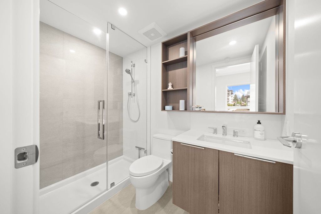 listing image 1104017940651177828