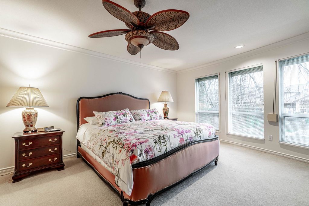 listing image 1105055484600243784