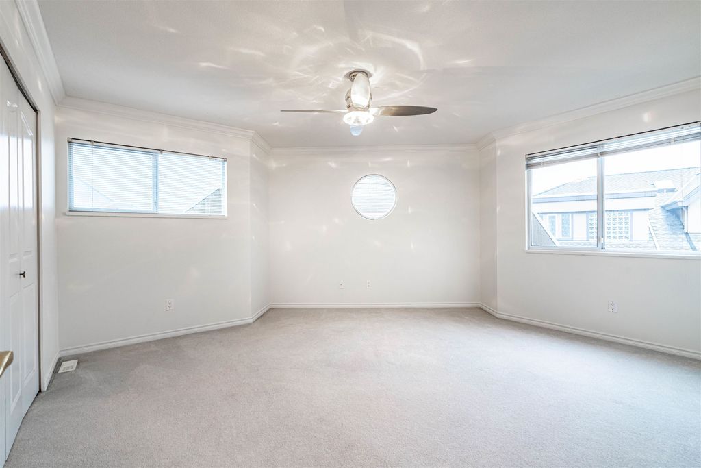 listing image 1107728321480174504