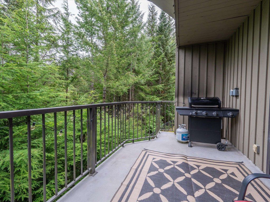 listing image 1103610220355282912