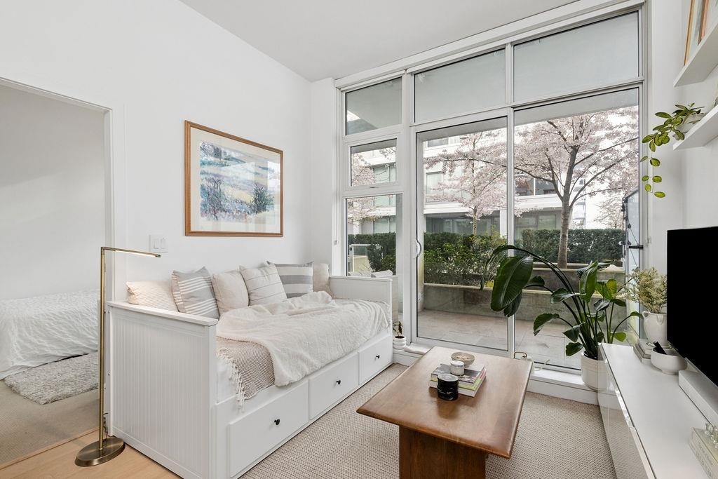 2220 Kingsway Street 328