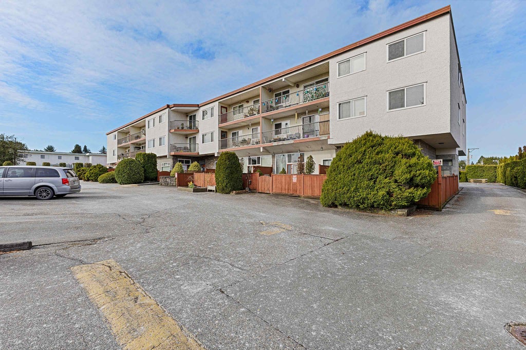 Photo of 3043 270 Street #205, Langley, BC V4W 3M2 (MLS # R3147623)