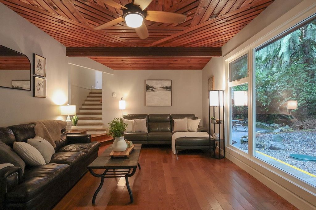 Photo of 11277 Graham Street, Maple Ridge, BC V2W 1M9 (MLS # R3106384)