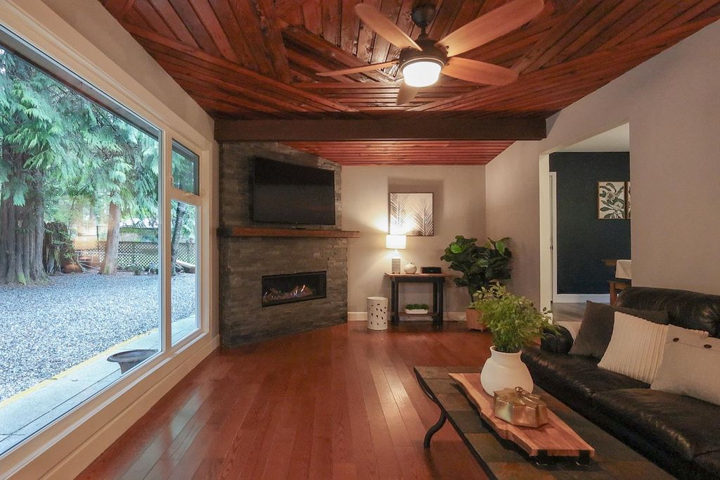 Photo of 11277 Graham Street, Maple Ridge, BC V2W 1M9 (MLS # R3106384)